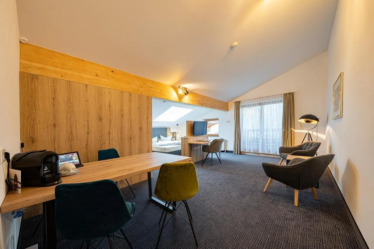 Berghotel & Chalets Adersberg Chiemgau Card Kostenfrei Grassau  Grassau (Bavaria)